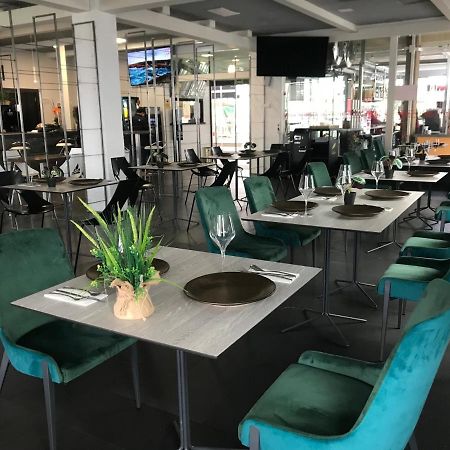 Hotel Chips Ferrol Naron  Luaran gambar