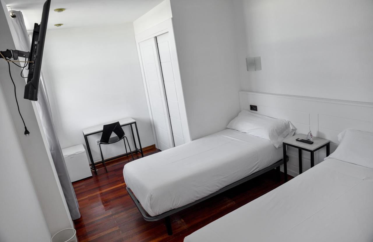 Hotel Chips Ferrol Naron  Luaran gambar